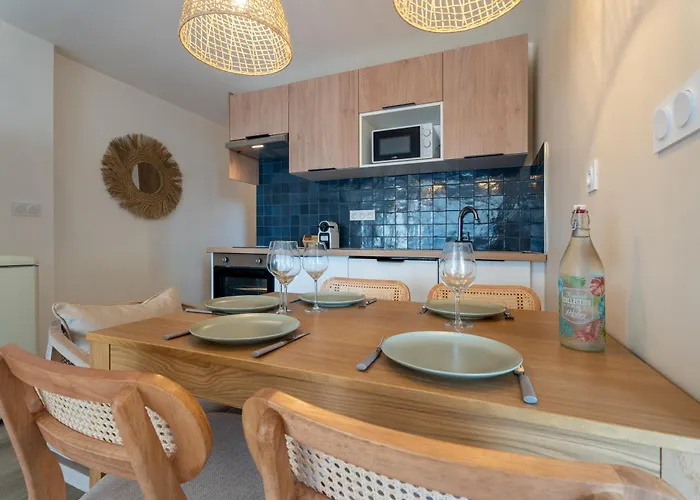 Le Sable Dore - Piscine Et Parking 아파트 카브레톤